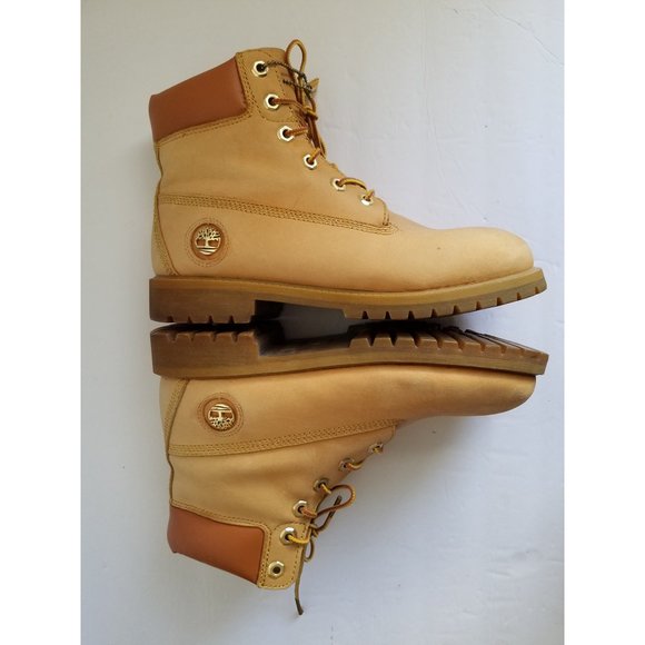 Timberland Classic Gold 6" Boots Size 6.5Y Juniors - Picture 2 of 16